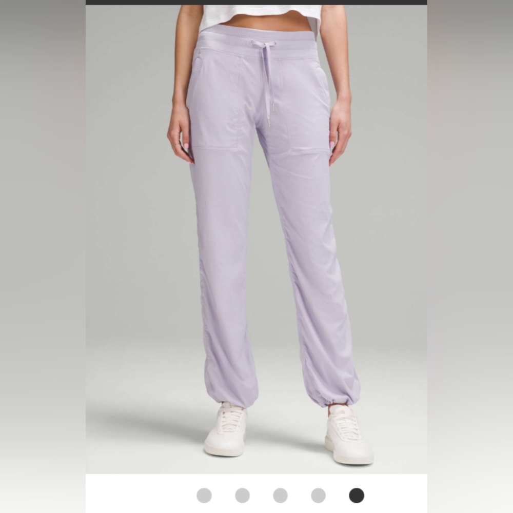 Lululemon Dance Studio Mid-Rise Size 6 - Lile